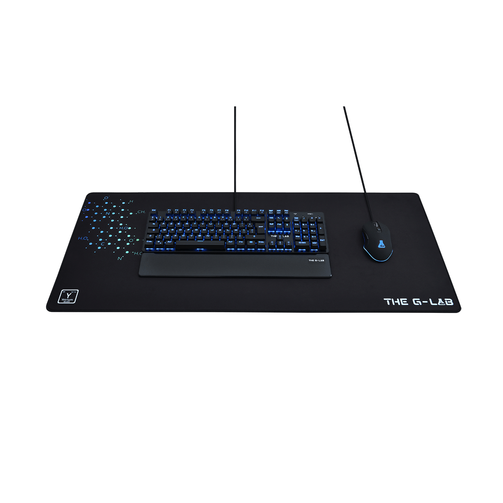 PAD YTTRIUM Gaming XXL avec un clavier et une souris pour illustrer l'utilisation - Comparatif